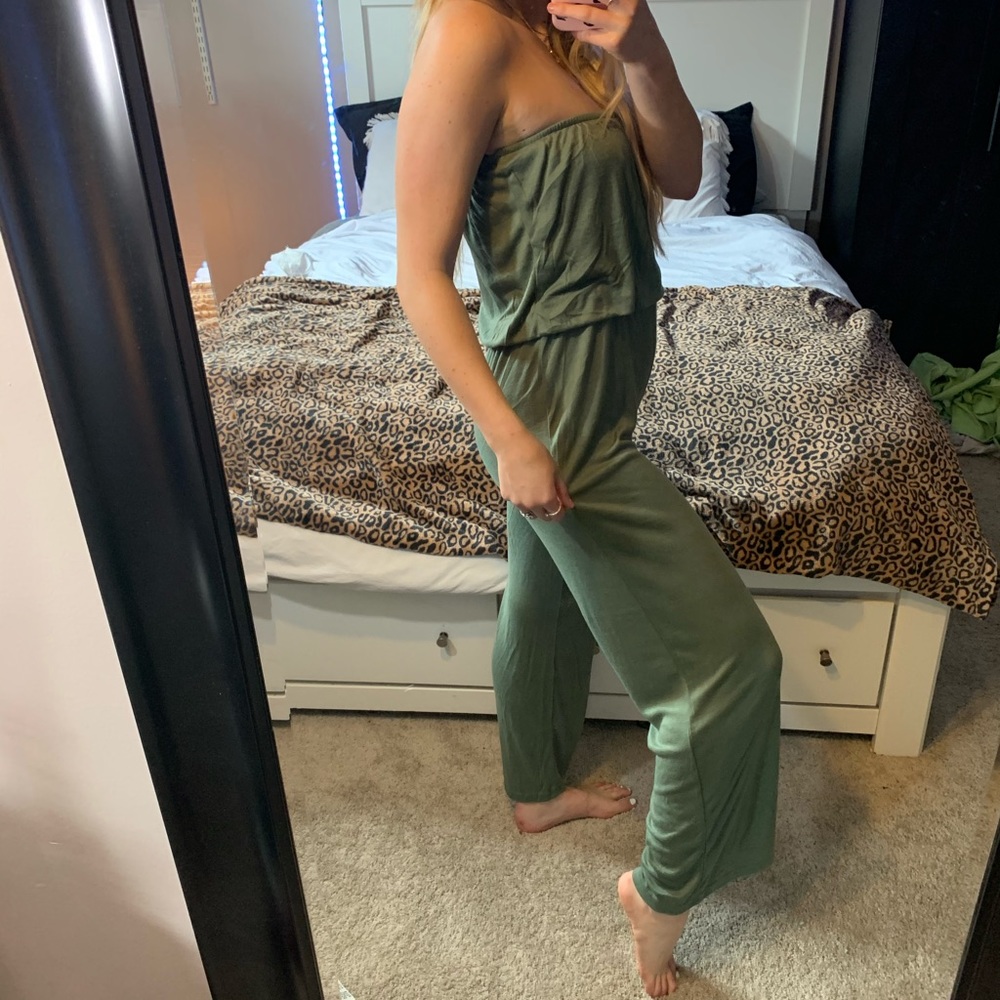 EXIST JUMPSUIT - Picture 3 of 8